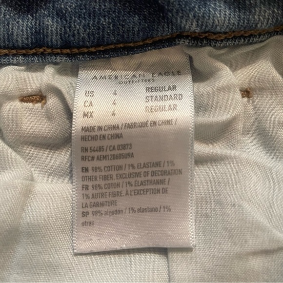 American Eagle Mom Jeans - Picture 4 of 6